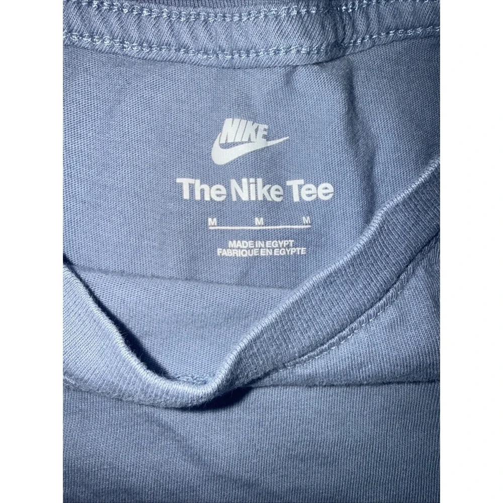 Nike Sportswear Club T-shirt Embroidered Logo Men's Size M Light Blue BV0507-493